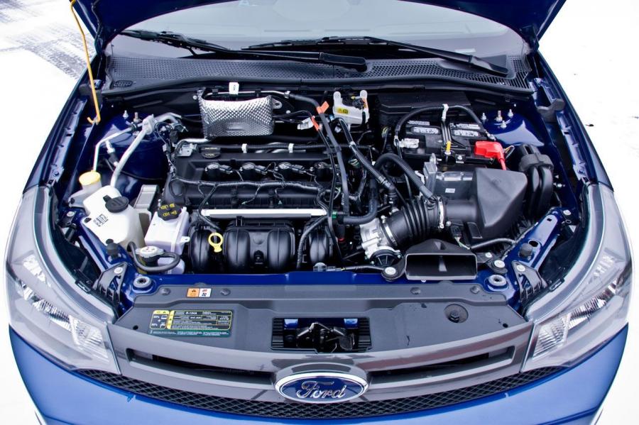  Ford Focus SES Coupe 2009 года  (фото 36 из 39)